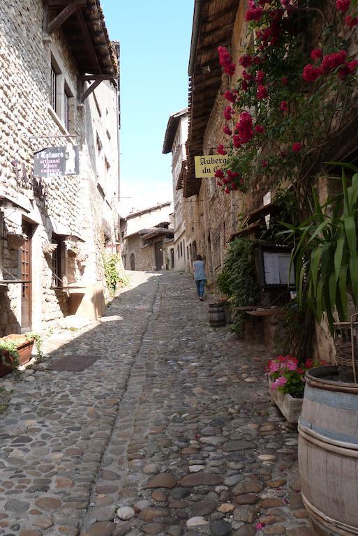 Chambre D'Hotes Chez Francoise Pérouges 外观 照片