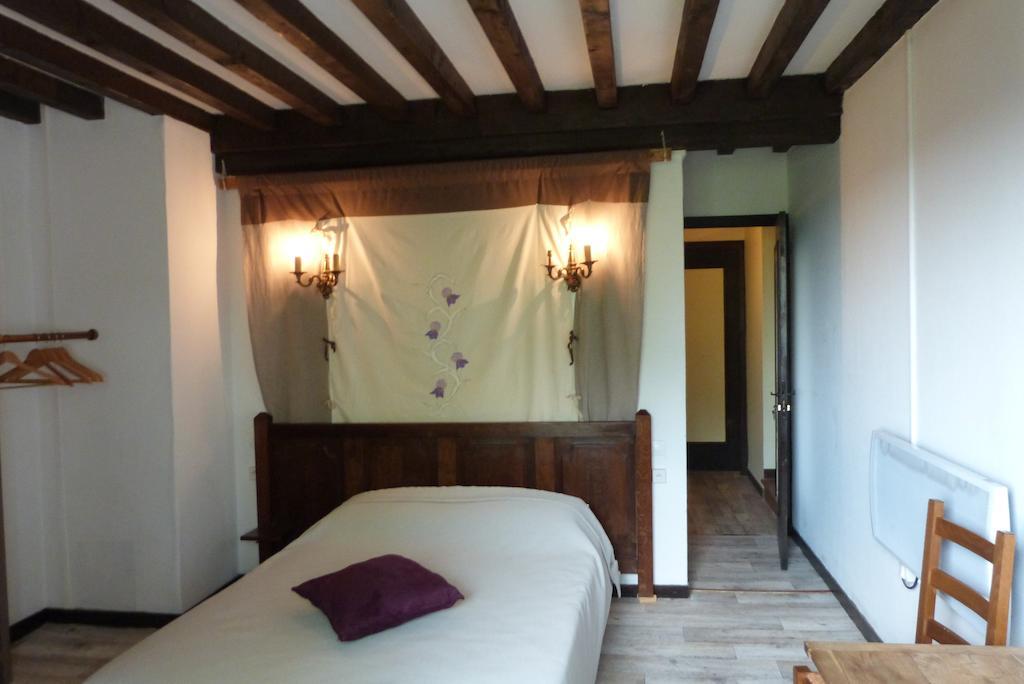 Chambre D'Hotes Chez Francoise Pérouges 客房 照片