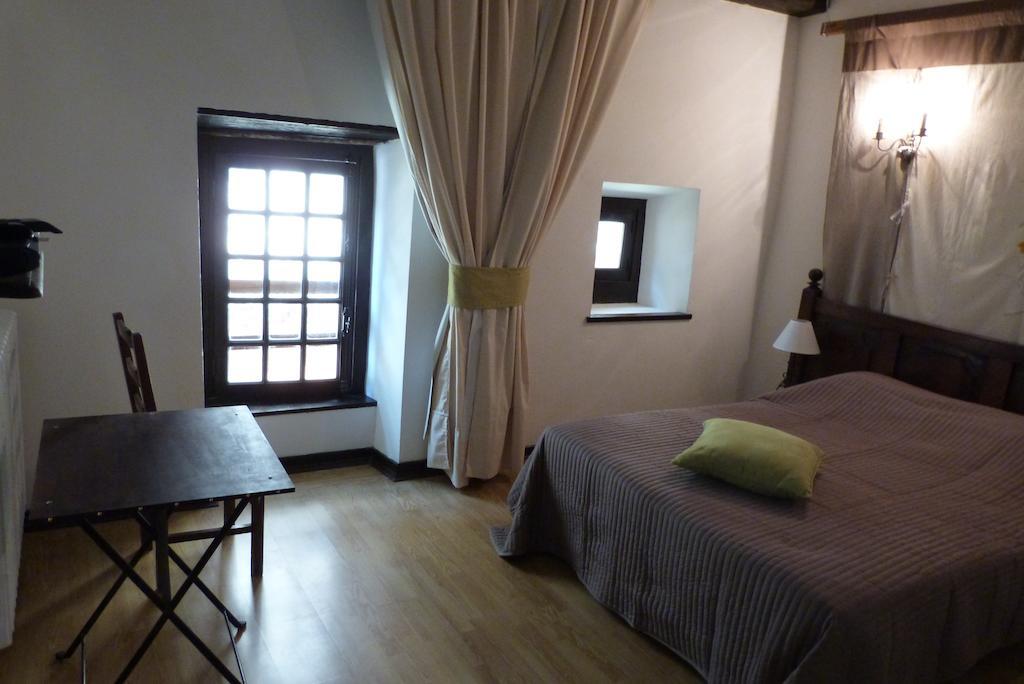 Chambre D'Hotes Chez Francoise Pérouges 客房 照片